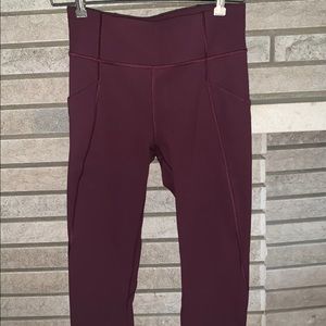 Lululemon Time to Sweat Crop 23”